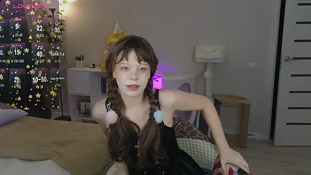 Snapshot of Lace_Thrill chatting on January 17, 3:50 pm Lace Thrill online show from January 17, 3:50 pm