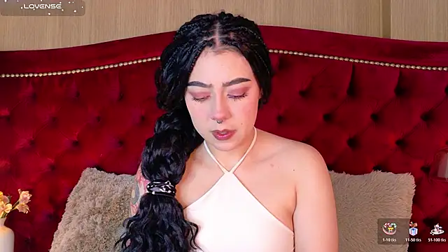 TaniaRedd  online show from December 17, 1:39 pm