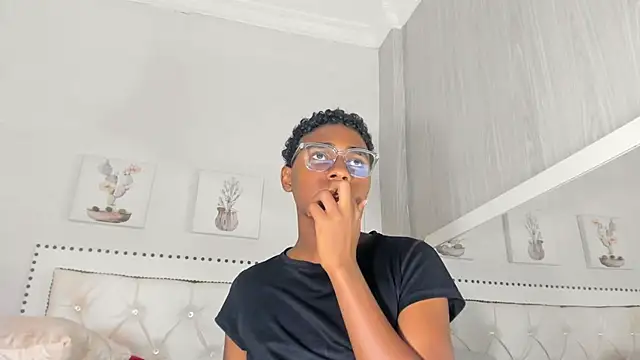 Snapshot of teylor_lovee chatting on February 28, 10:38 am teylor lovee online show from February 28, 10:38 am