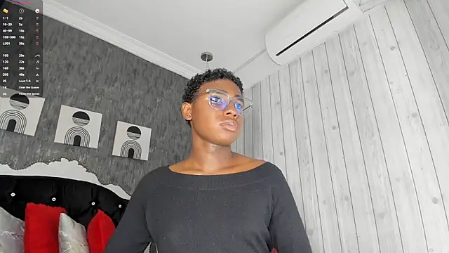 Snapshot of teylor_lovee chatting on March 4, 9:10 pm teylor lovee online show from March 4, 9:10 pm