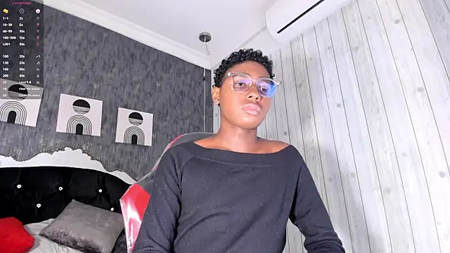 Snapshot of teylor_lovee chatting on March 27, 9:14 pm teylor lovee online show from March 27, 9:14 pm