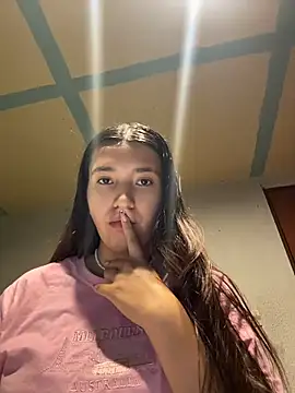 Alix Rousses21 online show from April 11, 12:04 am