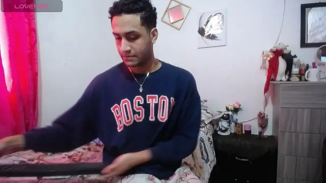 alessandrosavage online show from January 12, 9:20 pm