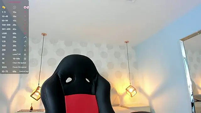 VENUSGREYS1 online show from March 6, 12:34 pm