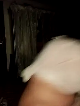 Snapshot of morena627 chatting on April 1, 7:11 pm morena627 online show from April 1, 7:11 pm