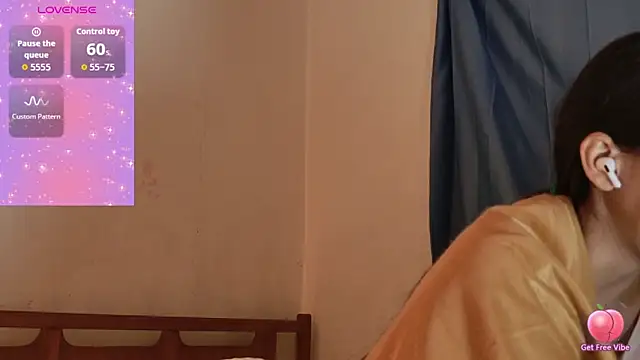 MoonLipsON- online show from March 7, 1:24 am