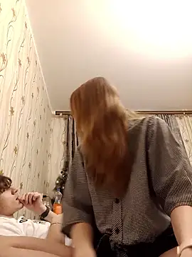 Snapshot of EvgeniyXAnna chatting on January 14, 8:03 pm EvgeniyXAnna online show from January 14, 8:03 pm