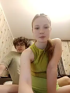 Snapshot of EvgeniyXAnna chatting on January 16, 9:41 pm EvgeniyXAnna online show from January 16, 9:41 pm