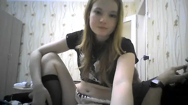 Snapshot of EvgeniyXAnna chatting on February 8, 8:45 pm EvgeniyXAnna online show from February 8, 8:45 pm