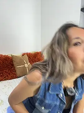 sandrafarrely online show from April 2, 2:20 am