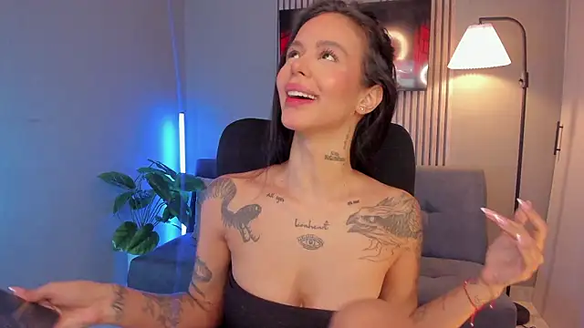 VegaLuxe online show from March 13, 4:24 pm