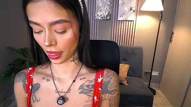 VegaLuxe online show from July 12, 7:38 pm