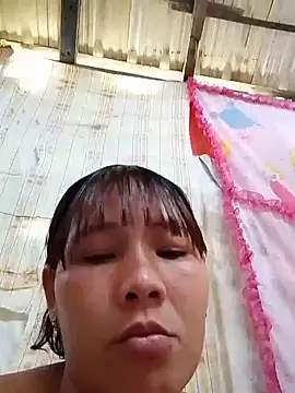 Snapshot of daniela_fox1 chatting on March 20, 1:38 pm daniela fox1 online show from March 20, 1:38 pm