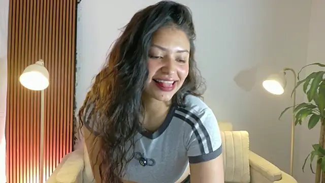 victoria   moon online show from May 9, 1:49 pm