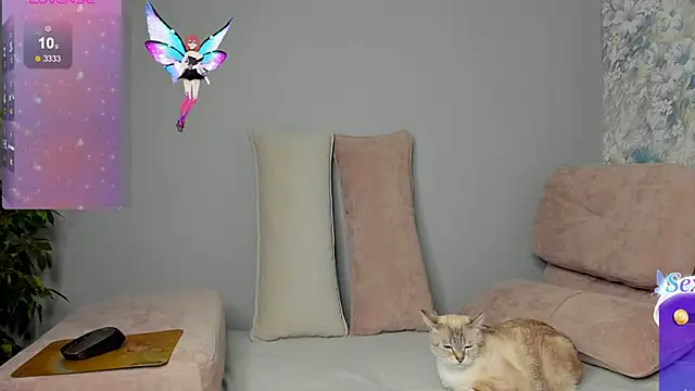 Snapshot of Ellen_Foxks chatting on December 17, 1:44 am Ellen Foxks online show from December 17, 1:44 am