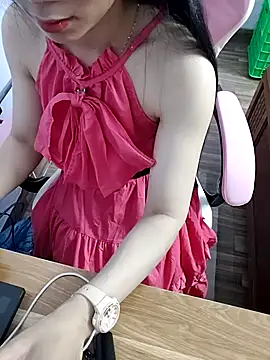 Snapshot of _MyNa_ chatting on December 18, 1:39 pm MyNa online show from December 18, 1:39 pm