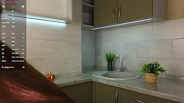 ObsidianVelour online show from March 14, 3:06 pm