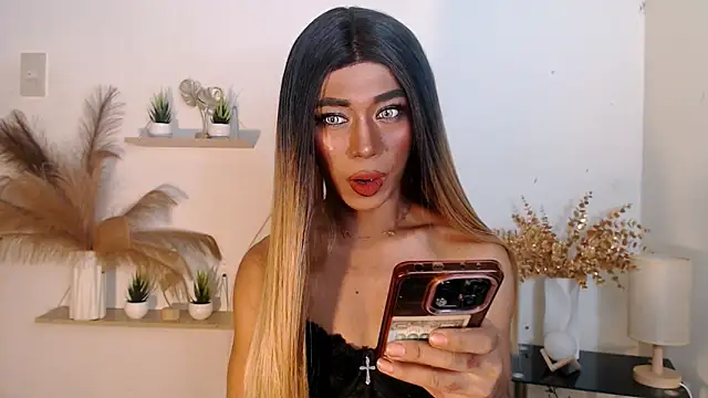 Snapshot of TsBlackHORSECOCKcalix chatting on March 17, 5:49 pm TsBlackHORSECOCKcalix online show from March 17, 5:49 pm