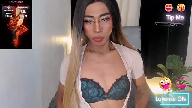 Snapshot of TsBlackHORSECOCKcalix chatting on March 19, 1:26 pm TsBlackHORSECOCKcalix online show from March 19, 1:26 pm