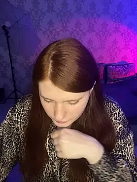 NicollVeys online show from December 5, 12:08 am