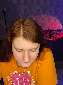 NicollVeys online show from December 5, 7:32 pm