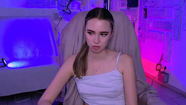 KimPorins online show from April 30, 12:22 pm
