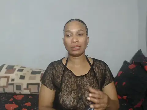 Phoenix Curvelicious online show from January 17, 12:43 pm