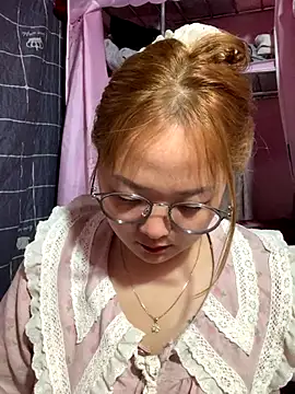 Snapshot of Samsam-006 chatting on December 22, 3:25 am Samsam-006 online show from December 22, 3:25 am