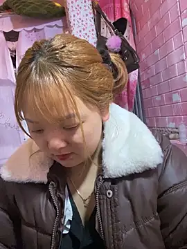 Snapshot of Samsam-006 chatting on January 15, 1:43 am Samsam-006 online show from January 15, 1:43 am