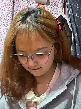 Snapshot of Samsam-006 chatting on February 3, 6:00 am Samsam-006 online show from February 3, 6:00 am