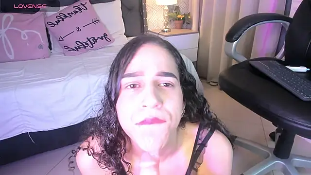 ariana  rosse online show from May 15, 3:24 am