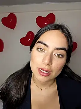 saasha Petit online show from February 15, 10:58 am