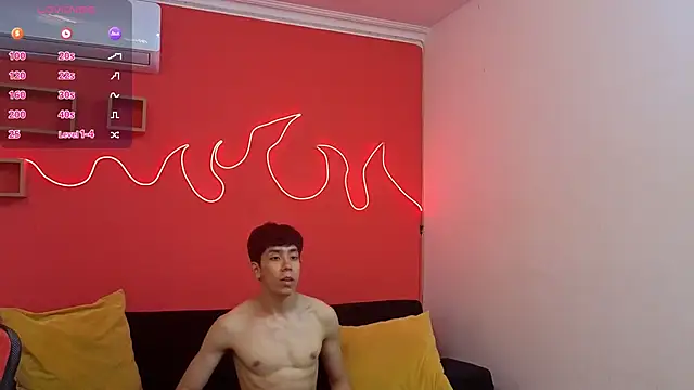 Neo Twink online show from April 7, 7:03 pm