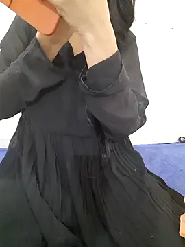 Riya rani8 online show from February 4, 6:14 pm