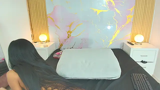 AprillRoss online show from February 18, 12:23 pm