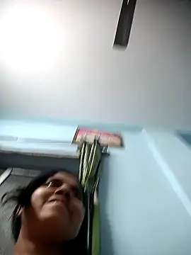 Snapshot of Miss__alone009 chatting on January 17, 6:55 pm Miss alone009 online show from January 17, 6:55 pm