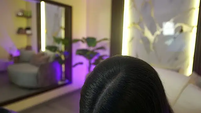 LiaWheeler online show from February 3, 7:08 pm