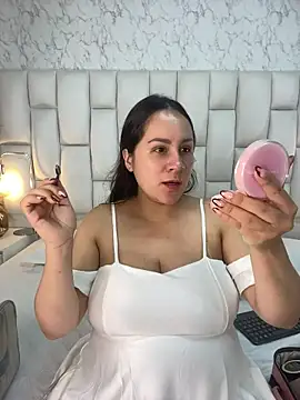 LissaBaker online show from January 8, 11:29 pm