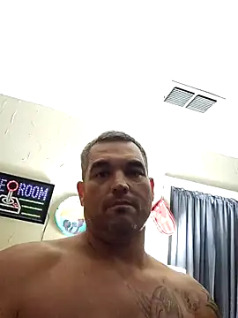 Snapshot of Lee_trippy chatting on July 14, 2:05 am Lee trippy online show from July 14, 2:05 am