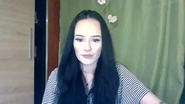 NinaTease online show from February 4, 9:20 pm