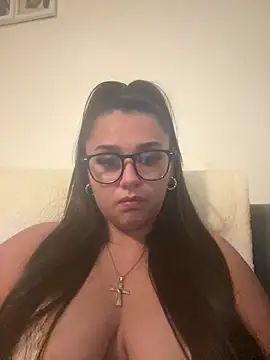 Wild Busty Niyah XX online show from March 30, 7:59 pm