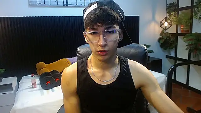 jeremy job online show from February 21, 11:33 am