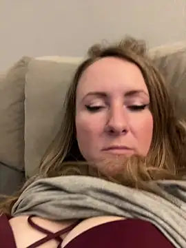 alluringpixie online show from January 13, 11:10 pm