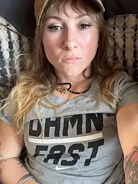 alluringpixie online show from March 26, 2:11 pm