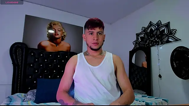 vaalentiino online show from December 17, 5:30 pm