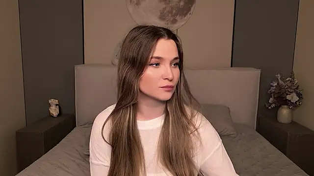Lina Sinerz online show from May 2, 8:36 pm