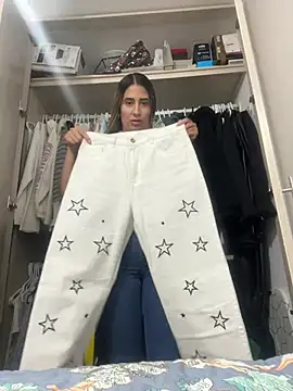 Snapshot of Megumi_Ivanov chatting on January 19, 2:15 am Megumi Ivanov online show from January 19, 2:15 am