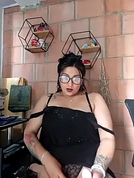 Magenta Moon online show from March 2, 6:59 pm