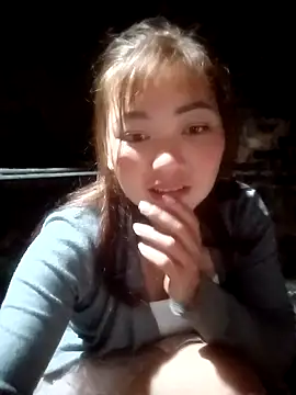 dona77 online show from December 16, 9:42 pm