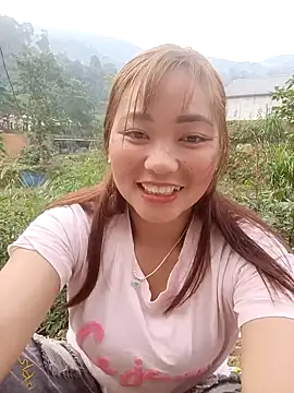 dona77 online show from December 22, 1:24 am